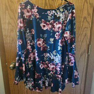 Altar'd State Floral Top